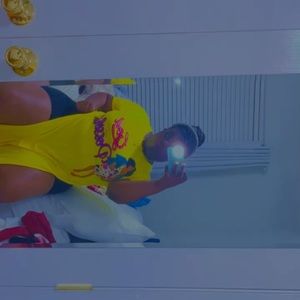 Meet your Posher, Amaria